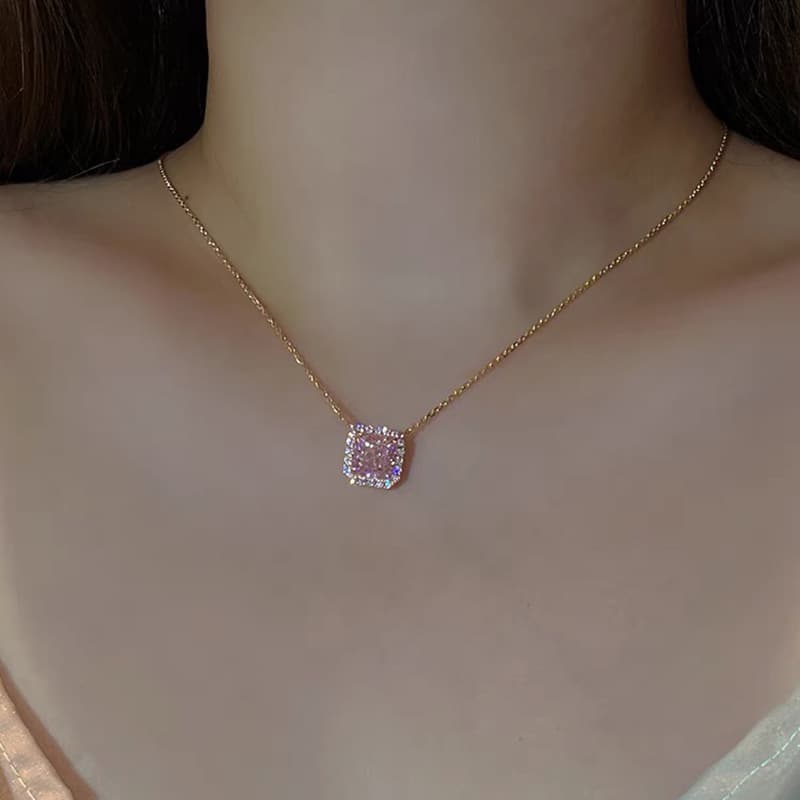 誕生石ジュエリー 煌めき優美な誕生石ネックレス
